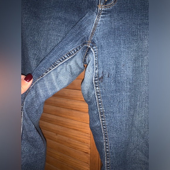 Old Navy skinny jeans. - Picture 5 of 5